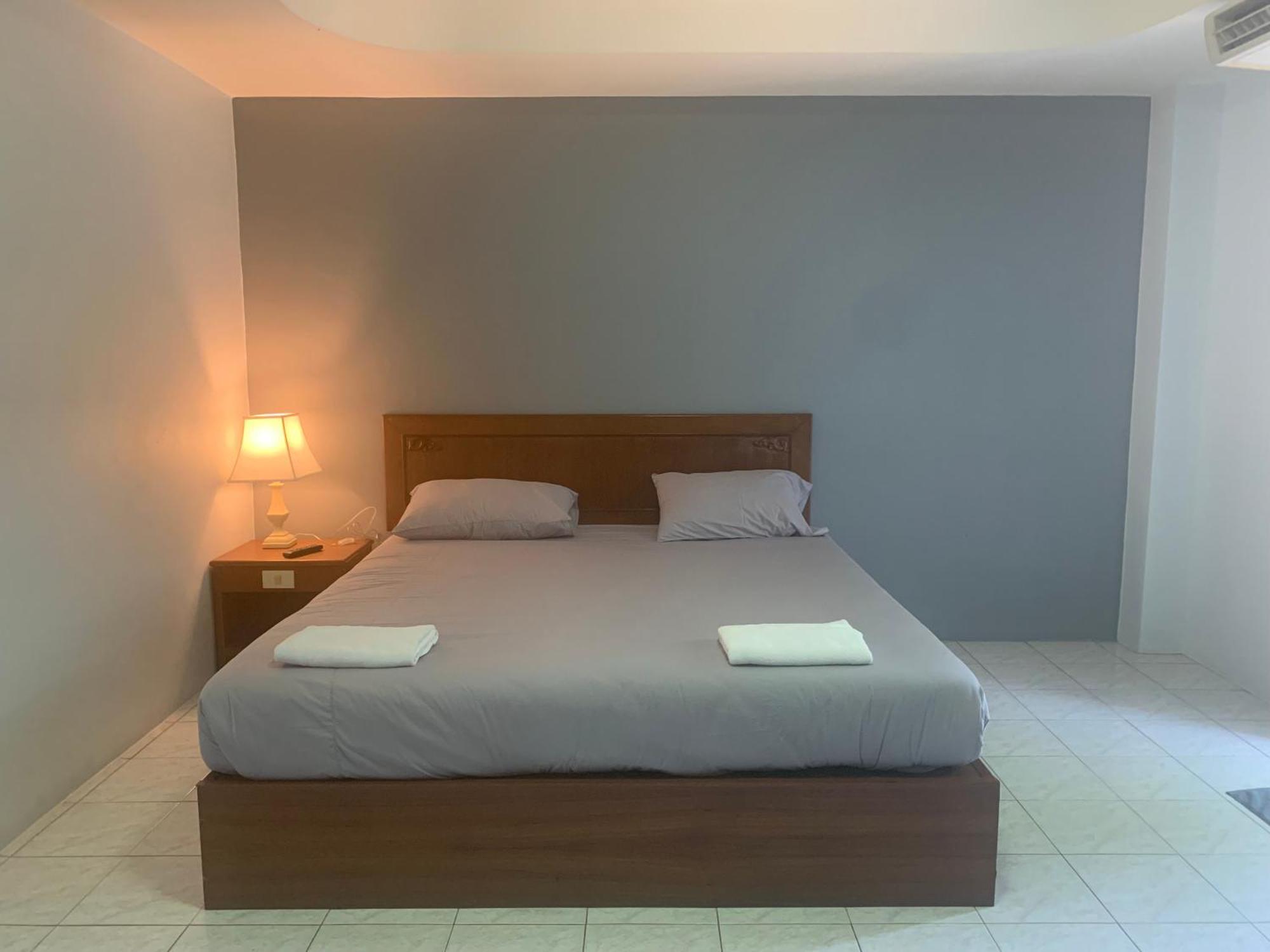 Kamalaburi Guesthouse Экстерьер фото